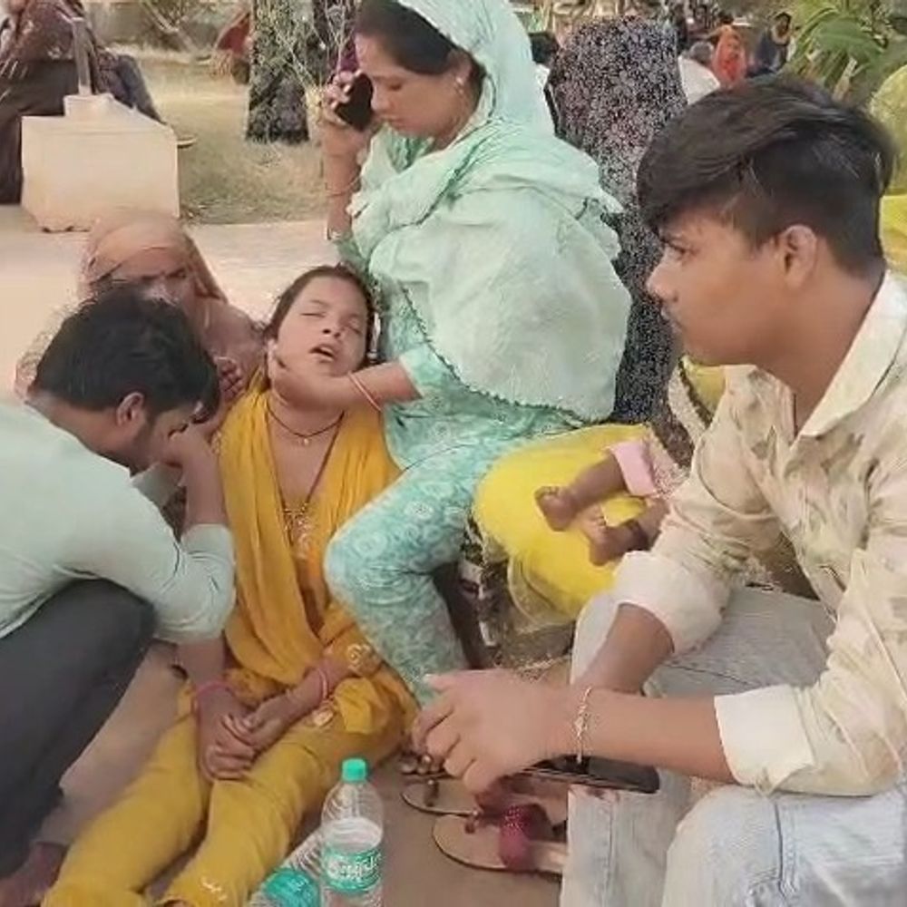 शिवपुरी में खून न मिलने से 13वर्षीय बच्ची की मौत:पिता मेडिकल कॉलेज, जिला अस्पताल में भटकते रहा, अधीक्षक बोले- दोनों जगह नहीं था ब्लड