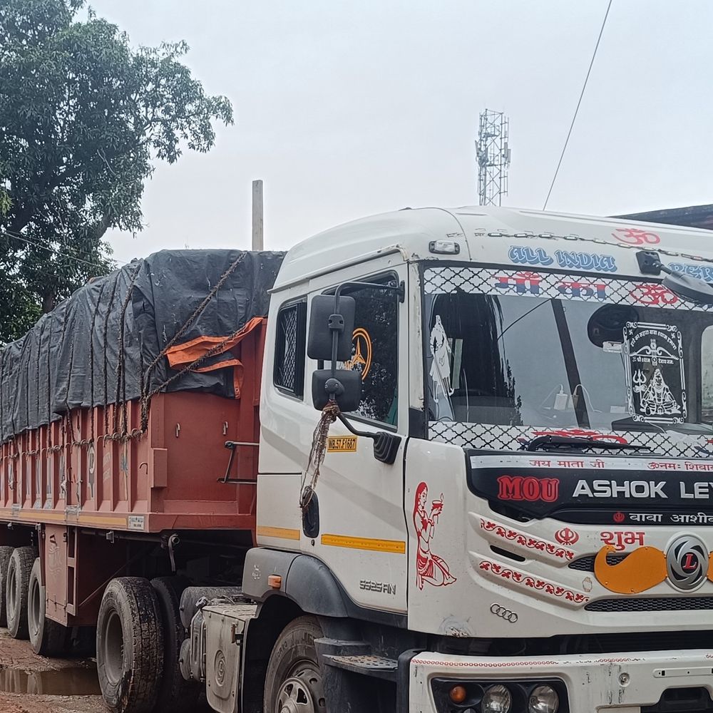 किशनगंज में अवैध कोयला ट्रांसपोर्टेशन पर एक्शन:फर्जी GST डॉक्यूमेंट से ले जा रहे ट्रक को जब्त कर ड्राइवर गिरफ्तार