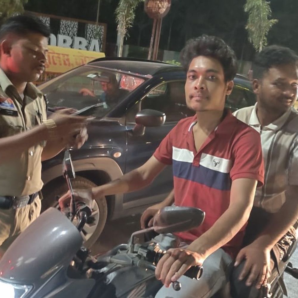 कोरबा में 19 शराब पीकर वाहन चलाने वालों पर कार्रवाई:यातायात नियम तोड़ने वाले 104 चालकों से 53,400 रुपए समन शुल्क वसूला
