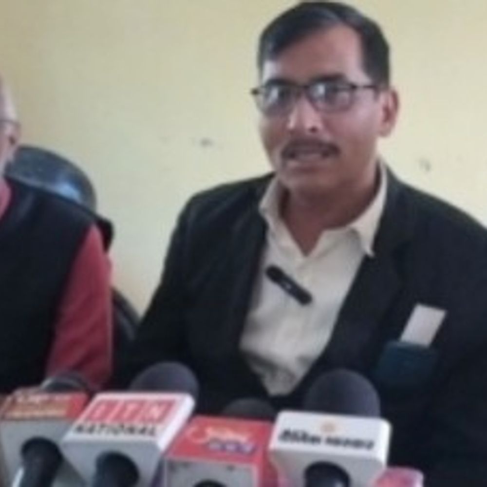 अमित मिश्रा: अधिवक्ता हित सर्वोपरि, गरीबों को मुफ्त प्रार्थना पत्र:मिल्कीपुर बार एसोसिएशन की पहली बैठक में अध्यक्ष का बयान