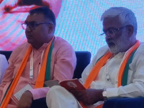 कानपुर में BJP का दो दिवसीय प्रशिक्षण वर्ग:जिला पंचायत अध्यक्ष स्वप्निल वरूण स्कूटी से पहुंची, स्वतंत्र देव बोले- ‘कार्यकर्ता ही संगठन की ताकत’