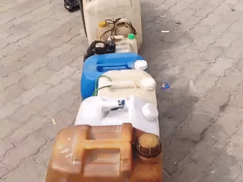 डीजल बिक्री पर नए नियम, कालाबाजारी रोकने को प्रशासन अलर्ट:महराजगंज में कैन में 5 लीटर की सीमा तय