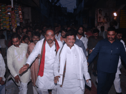 कानपुर पहुंचे शिवपाल यादव:बोले- अखिलेश यादव 2027 में मुख्यमंत्री बनेंगे, कार्यकर्ता संघर्ष के लिए रहें तैयार