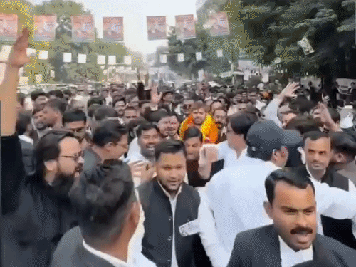 यूपी बार काउंसिल चुनाव में अनुराग पांडेय टॉप पर:कानपुर में मिले 1575 वोट, प्रदेश भर में 333 प्रत्याशी मैदान में