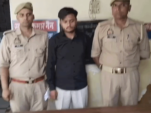 ‘लालची’ कहने पर की थी ‘मां’ की हत्या:रिटायर्ड दरोगा की पत्नी से जमीन अपने नाम करवाना चाहता था मुंह बोला बेटा, गिरफ्तार