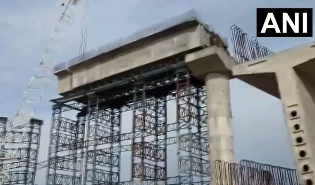 Hamirpur Bridge Collapse | हमीरपुर में दर्दनाक हादसा! बेतवा नदी पर गिर गया निर्माणाधीन पुल का स्लैब, सोते हुए 6 मजदूरों की मलबे में दबकर मौत