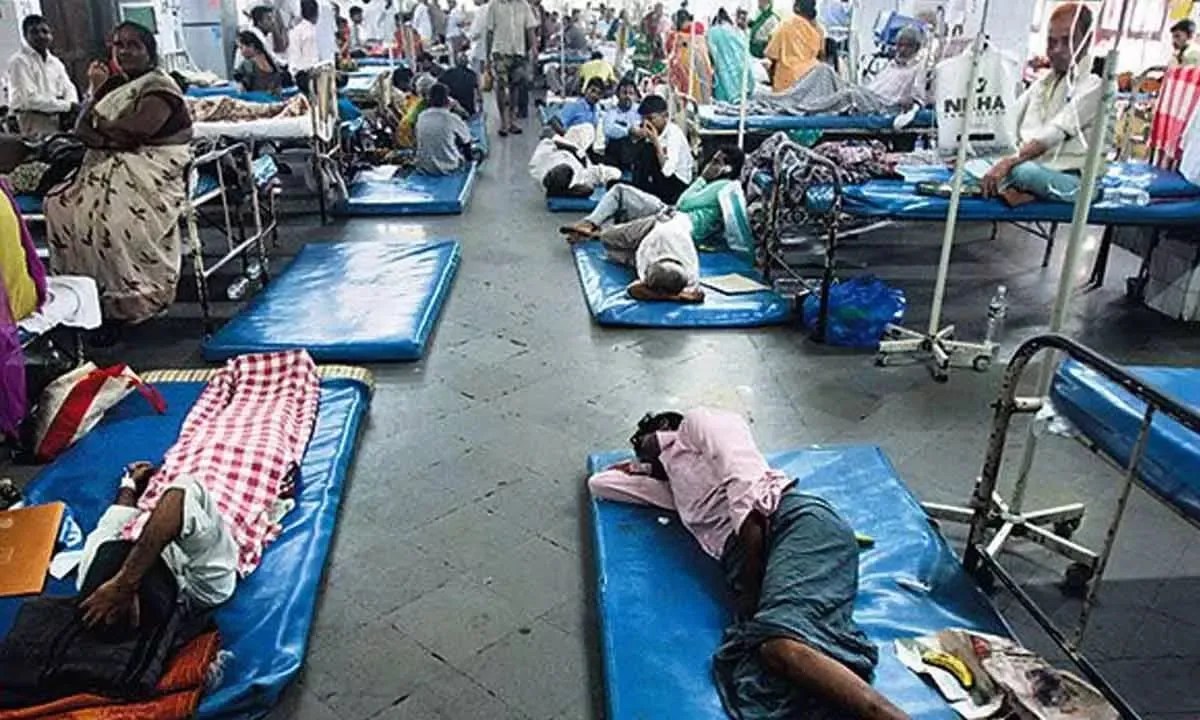 अस्पतालों में बदइंतजामी: मर्ज बढ़ता गया ज्यों-ज्यों दवा की