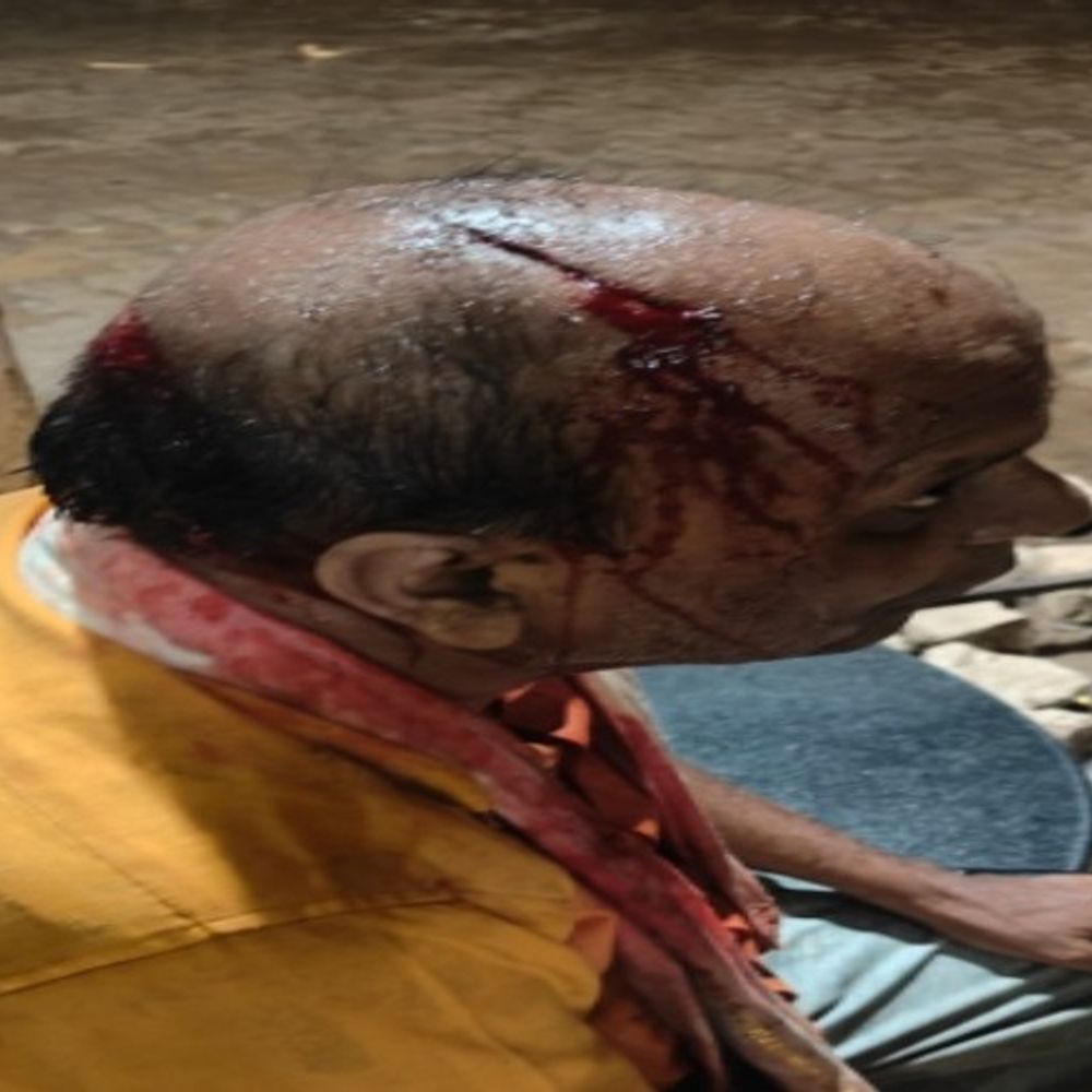खरोरा में सराफाकर्मी से 1 करोड़ की लूट:बाइक सवार बदमाशों ने तलवार से किया हमला, बैग लेकर फरार; एसीसीयू-पुलिस जुटी आरोपियों की तलाश में