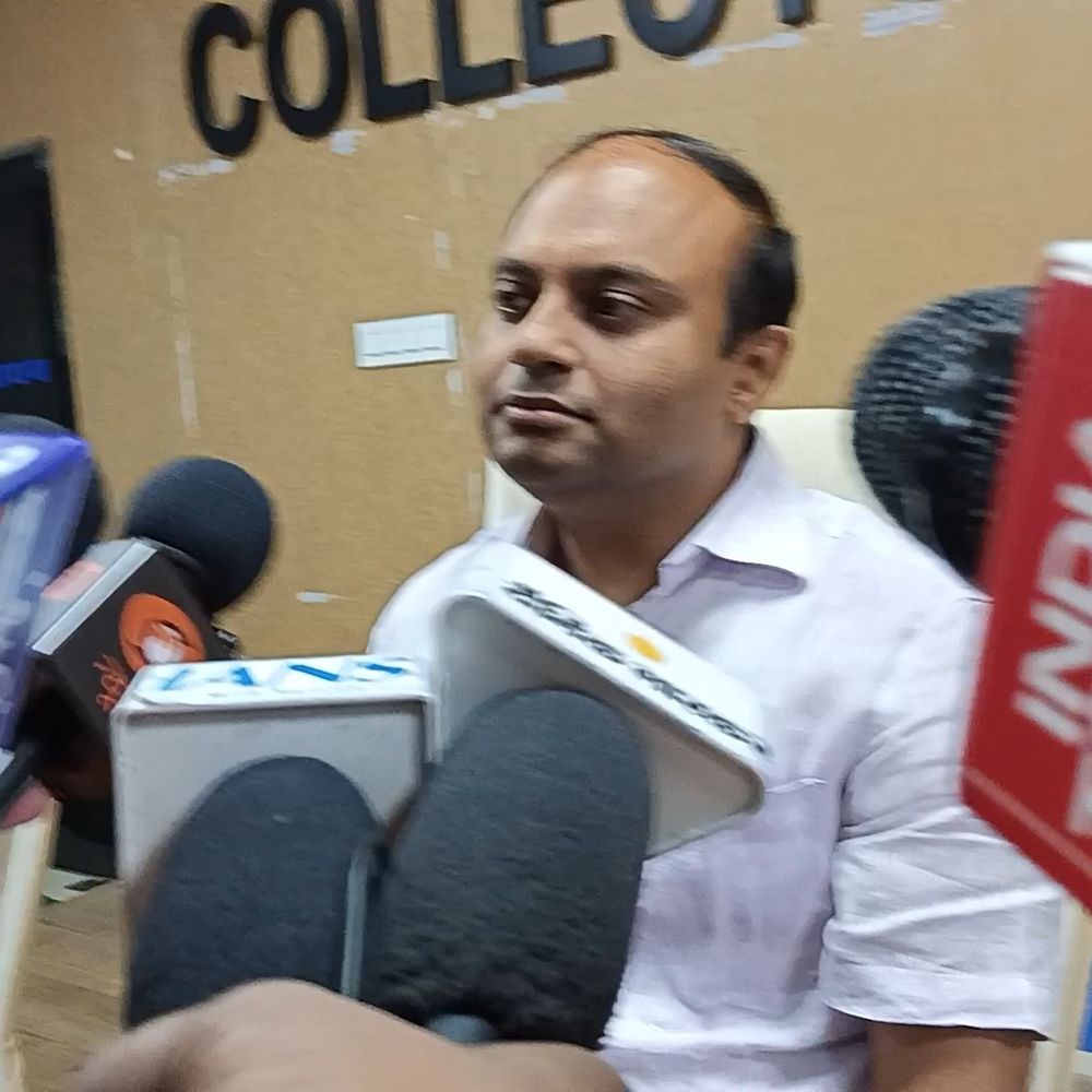 पुराने परिसीमन पर ही होगा पंचायत चुनाव:डीएम बोले- 18 मई तक आपत्ति लिए जाएंगे, 476 पंचायत समिति के सदस्य के लिए इलेक्शन