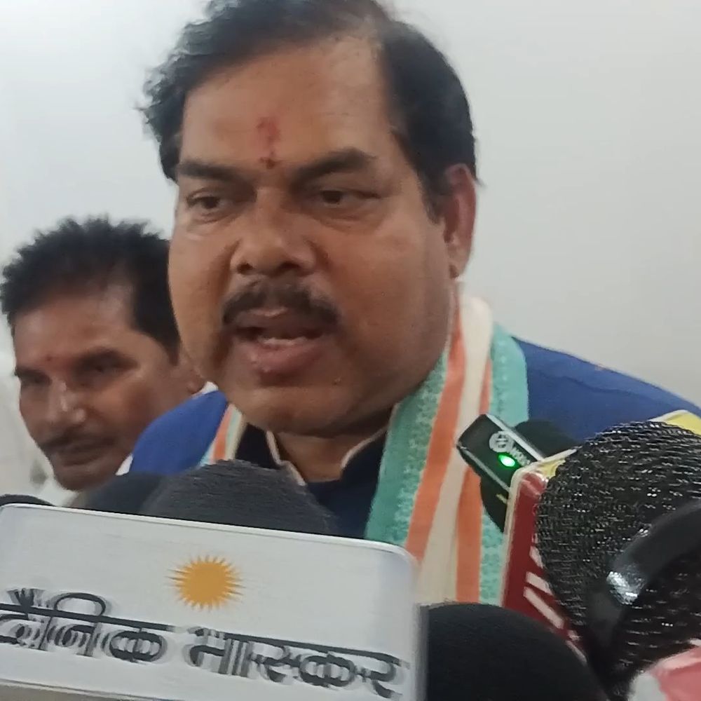 शिक्षा मंत्री मिथिलेश तिवारी पहुंचे समस्तीपुर:बिहार में शुरू होगा हमारा विद्यालय हमारा स्वाभिमान कार्यक्रम, गोद लिए जाएंगे विद्यालय