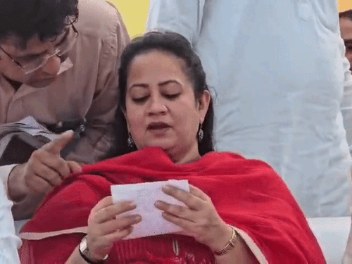 हरियाणा में ओटी असिस्टेंट की शैक्षणिक योग्यता बढ़ाई:अब बीएससी ओटी टेक्नोलॉजी करना जरूरी; पहले 10+2 (साइंस) थी, राव बोलीं- सर्जिकल सुधार होगा