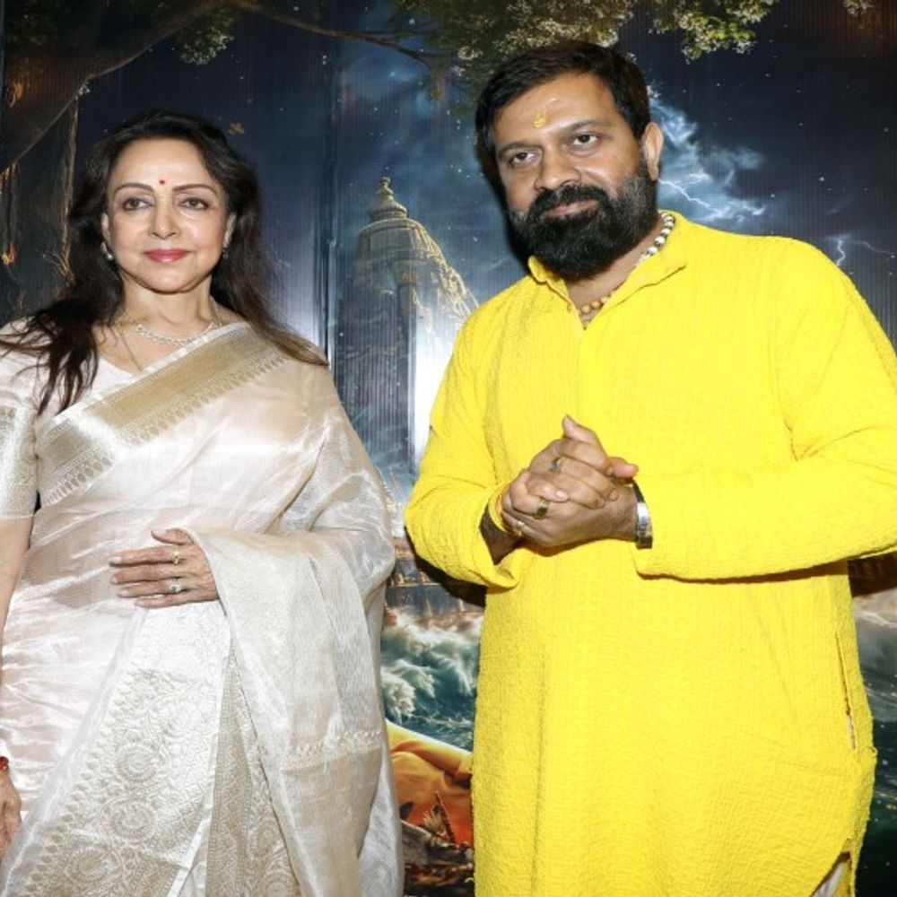 मथुरा में पर्दे पर गूंजी श्रीकृष्ण भक्ति:सांसद हेमा मालिनी ने देखी “कृष्णावतरम् पार्ट 1-द हार्ट, फिल्म की प्रस्तुति से हुईं प्रभावित