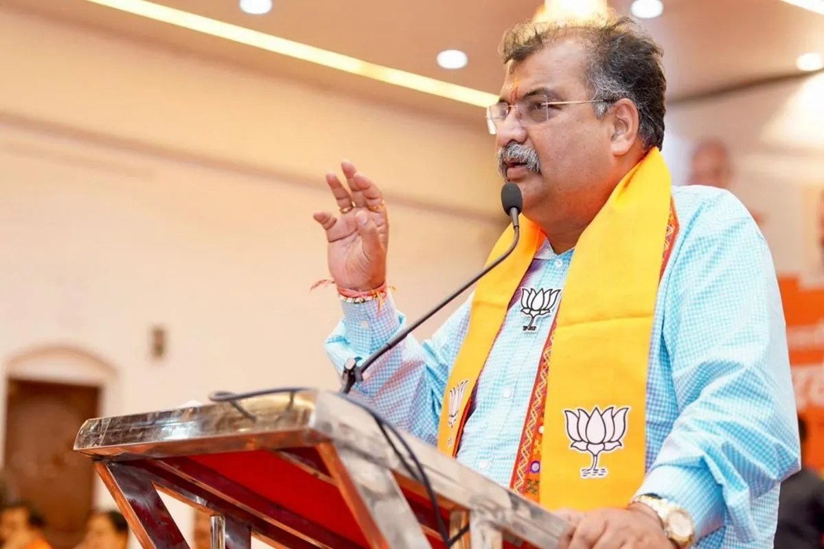 ‘बंगाल से सबक लें’, महाराष्ट्र में भाजपा ने SIR से पहले 50 लाख मतदाताओं को किया टारगेट, कर्यकर्ताओं को मिला मंत्र