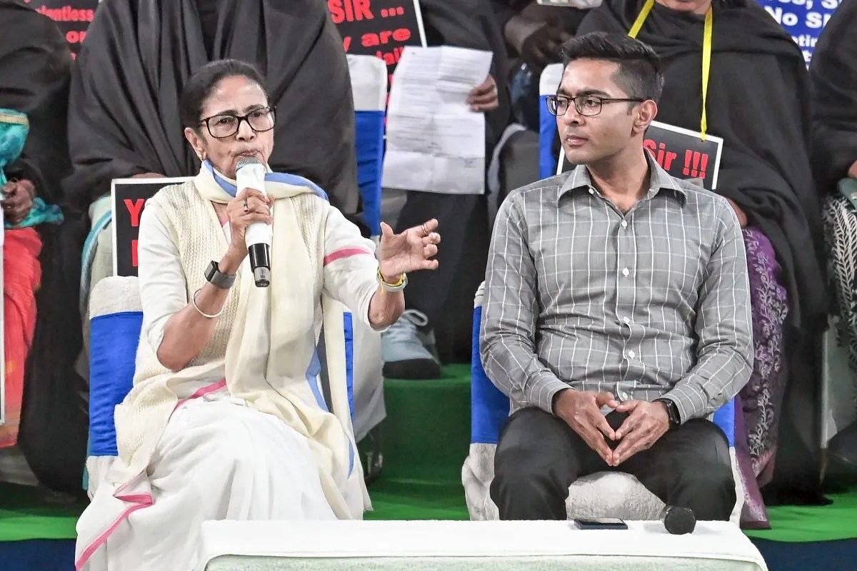 ममता बनर्जी के भतीजे अभिषेक की हटाई गई Z+ सुरक्षा, CM शुभेंदु अधिकारी के पद संभालते ही बड़ा फैसला
