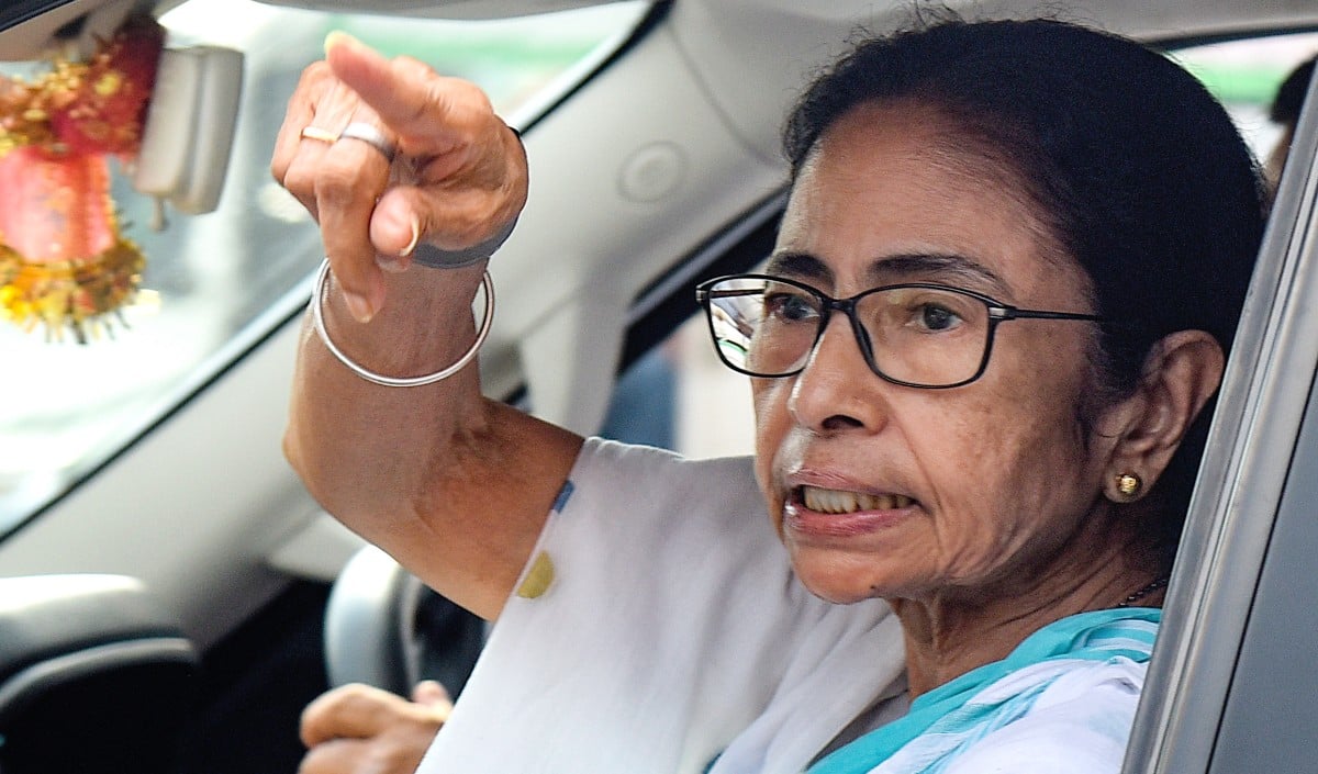 Rulers have become killers…, अभिषेक बनर्जी हमले पर Mamata आग बबूला, Kharge-Akhilesh ने भी BJP को घेरा