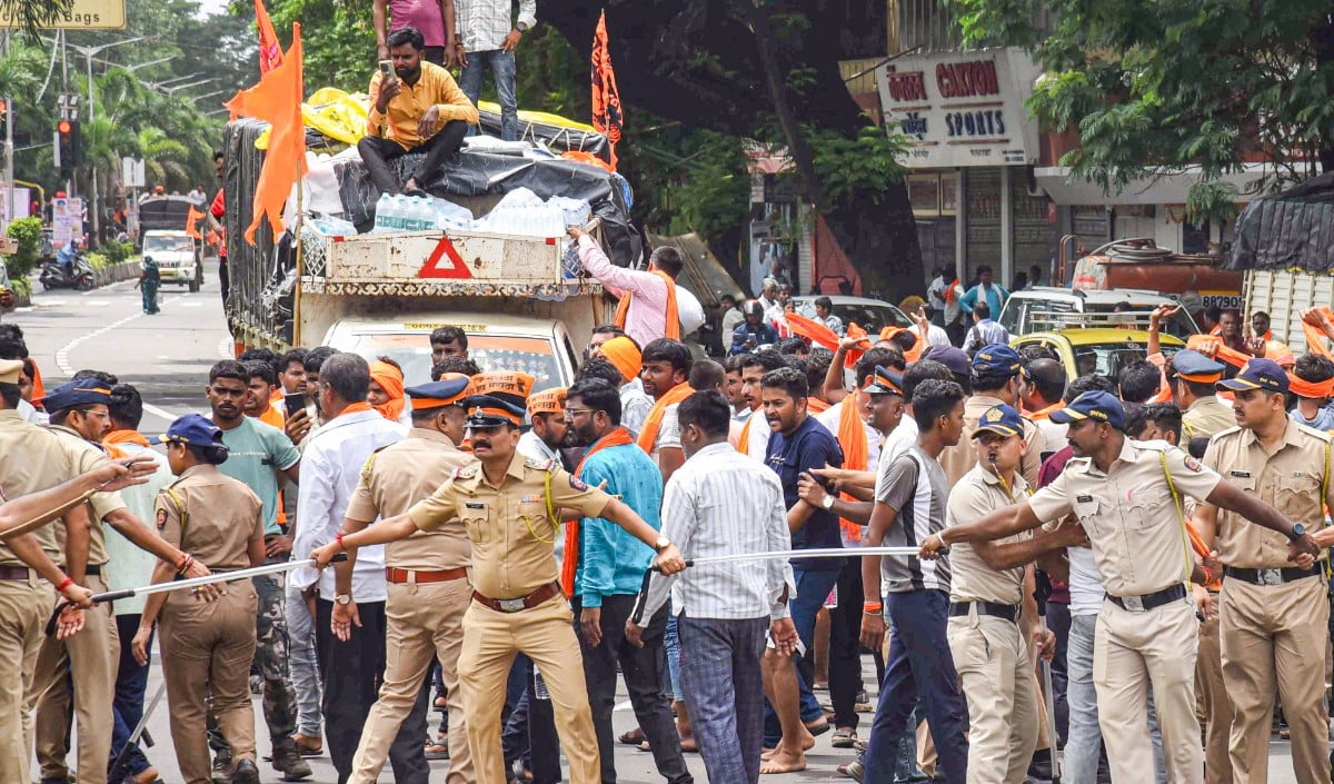 Maratha Reservation: मनोज जरांगे का 9वां अनशन शुरू, Maharashtra सरकार पर फिर बढ़ा दबाव