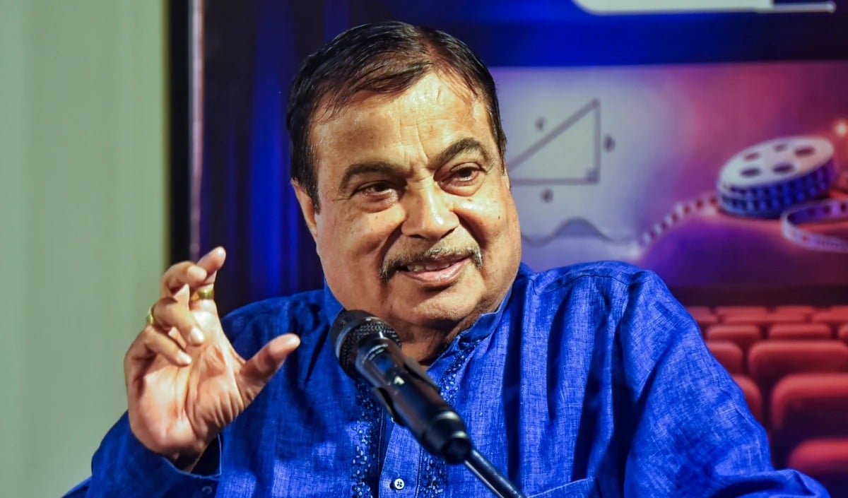 Toll Plaza पर अब रुकना मना है! Nitin Gadkari ने दिल्ली में किया Barrier-Free टोल का उद्घाटन