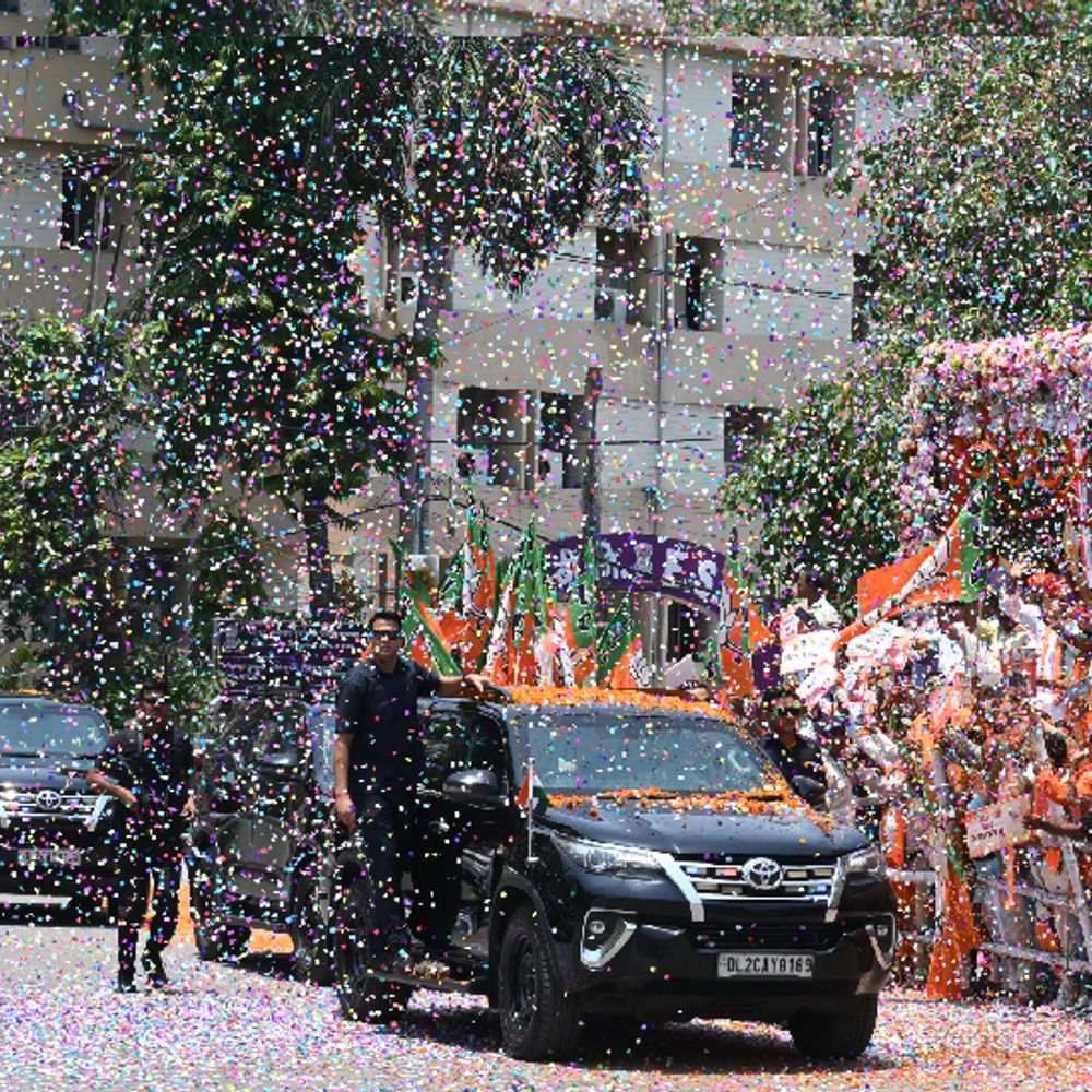 पहले शक्ति प्रदर्शन… पटना में मोदी का भव्य रोड शो