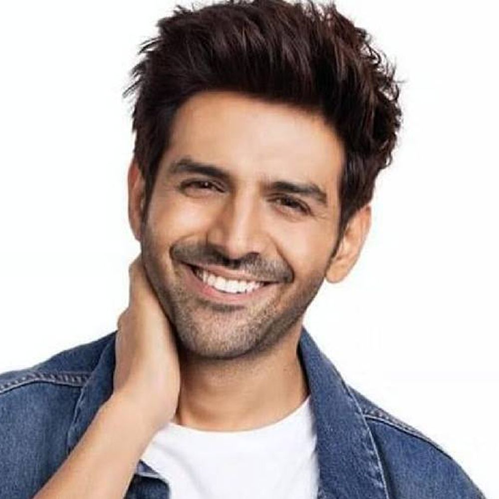 कार्तिक आर्यन स्टारर स्पोर्ट्स ड्रामा में ‘बजरंगी भाईजान’ जैसा इमोशन:नकली बर्फबारी के बाद अब असली कश्मीर में शूटिंग करेंगे कबीर खान