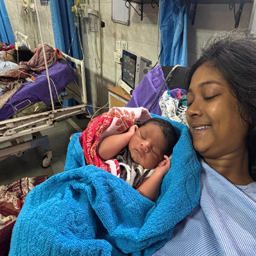 46% महिलाओं ने खोई नींद, 55% को जोड़ों में दर्द, 29% के बाल झड़े, फिर भी मातृत्व ‘न भूलने वाला सुखद अहसास’