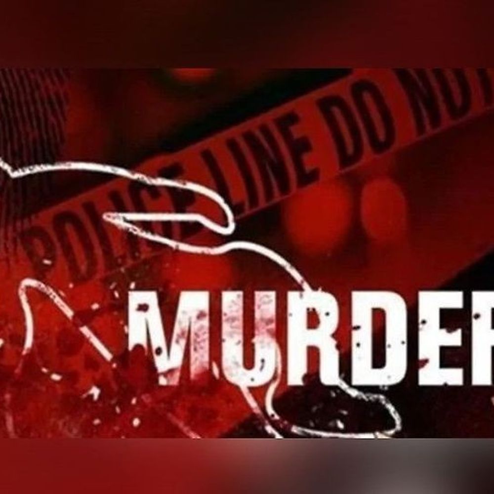 कानपुर में पिता-पुत्र की बीच सड़क चाकू से गोदकर हत्या:मामूली टक्कर के विवाद में दबंगों ने बीच सड़क दिया वारदात को अंजाम, एक की हालत गंभीर