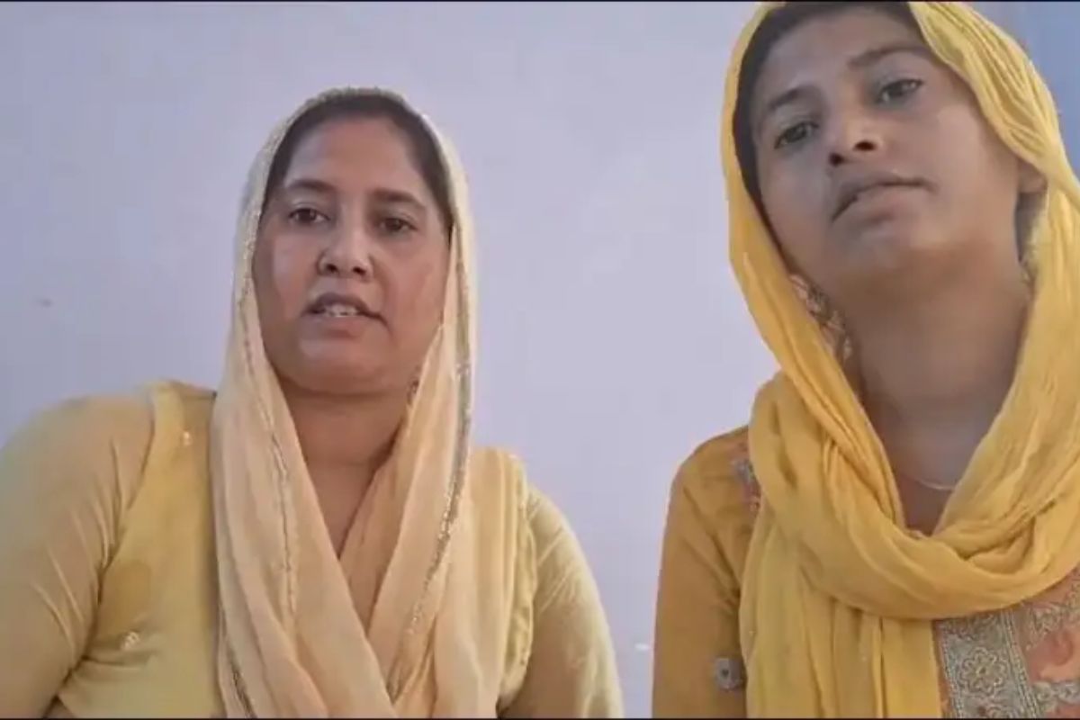 दहेज के खिलाफ दो बहनों की चीख: ‘क्या देश की बेटियां ऐसे ही मरती रहेंगी? हमारी जान बचाइए’
