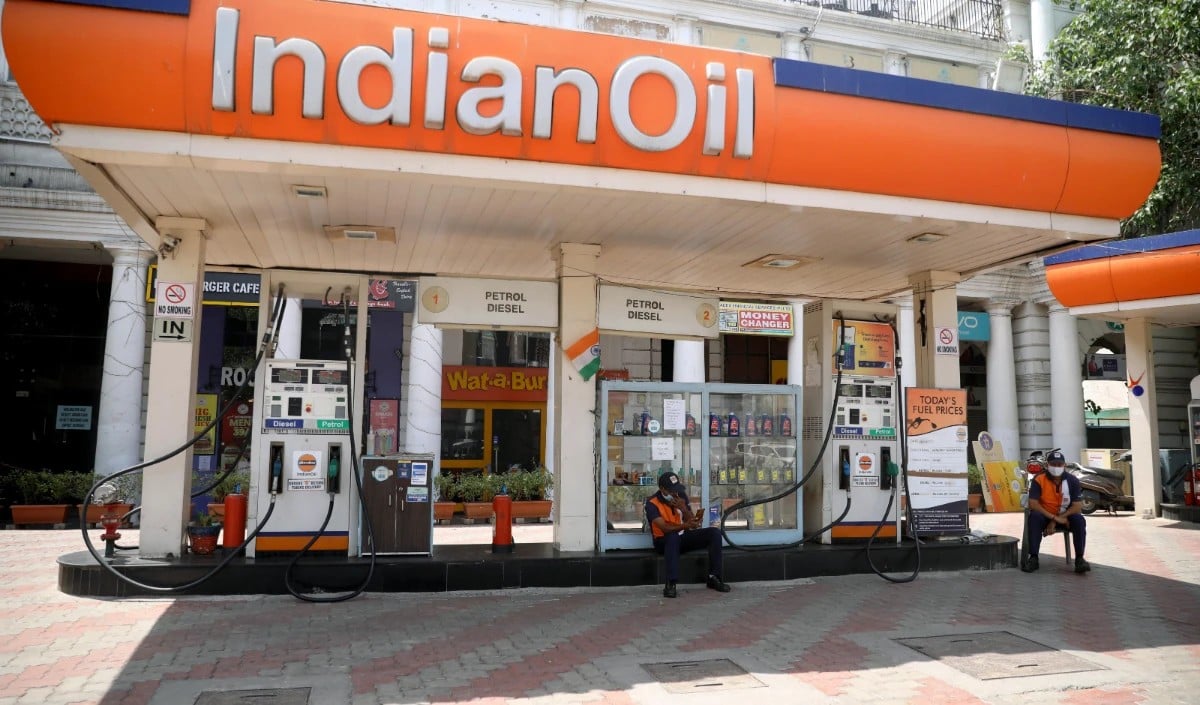 Petrol-Diesel पर राहत की बड़ी कीमत, सरकारी Oil Companies को हर महीने ₹30 हजार करोड़ का घाटा