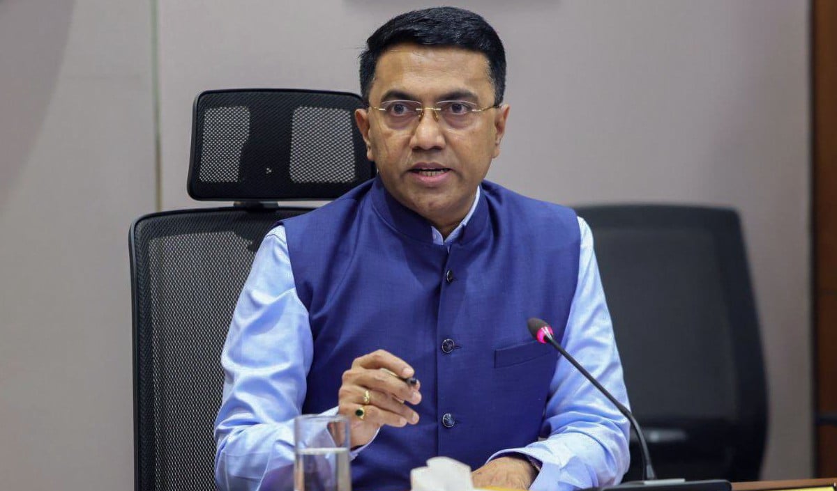 Foreign Exchange and Fuel Crisis Impact | गोवा और दिल्ली सरकार ने सरकारी खर्च पर लोक सेवकों की विदेश यात्राओं पर लगाया पूर्ण प्रतिबंध