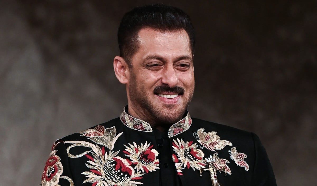 ‘मैंने जिंदगी में कभी कोई स्क्रिप्ट नहीं पढ़ी, बस लिखी है…’, Salman Khan ने अपने अनोखे स्टाइल से सबको चौंकाया