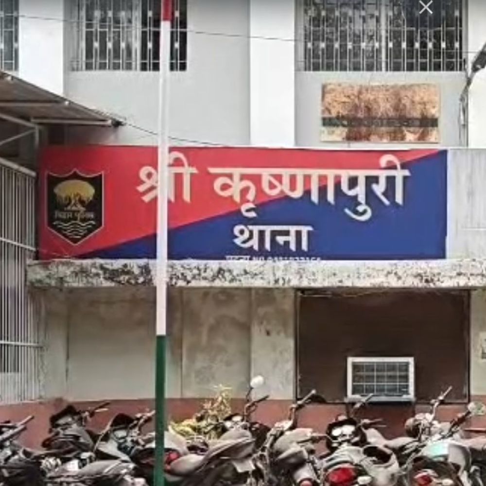 पटना में 12वीं की नाबालिग छात्रा लापता, CCTV फुटेज मिला:आनंदपुरी से रिक्शा और बस से जाती दिखी; मां ने अपहरण का केस दर्ज कराया