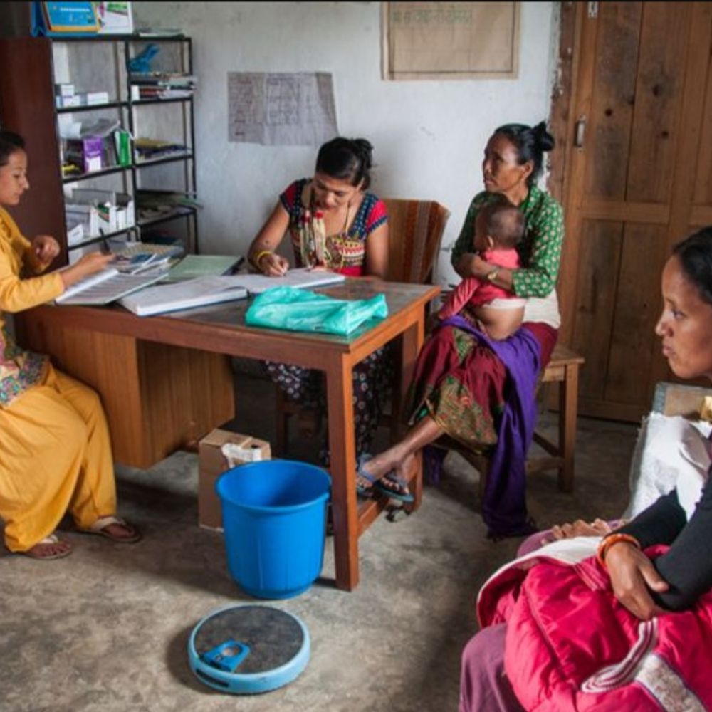 देश में घरेलू हिंसा दर 29.2% से घटकर 22.3% हुई:महिलाओं में मोटापा 7% बढ़ा; 96.5% घरों तक साफ पानी पहुंचा; नेशनल फैमिली हेल्थ सर्वे 2023-24