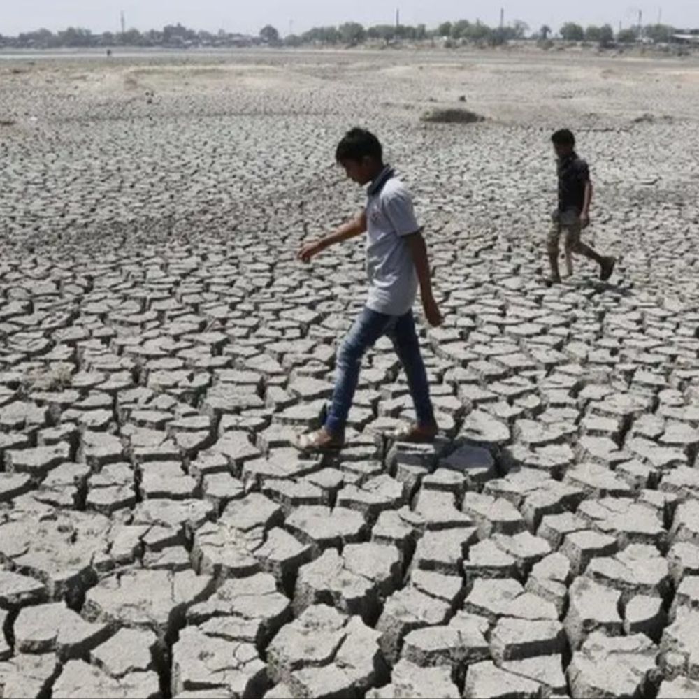 देश के 166 जलाशयों में मात्र 24.75% पानी:एक महीने में 21.411 बिलियन क्यूबिक मीटर पानी कमा, 15 बांधों में स्टॉक सामान्य से आधा
