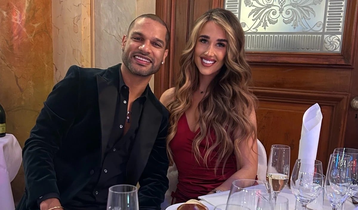 शादी के बाद अब Shikhar Dhawan ने कराया रजिस्ट्रेशन, Gurugram में पत्नी Sophie के साथ आए नजर