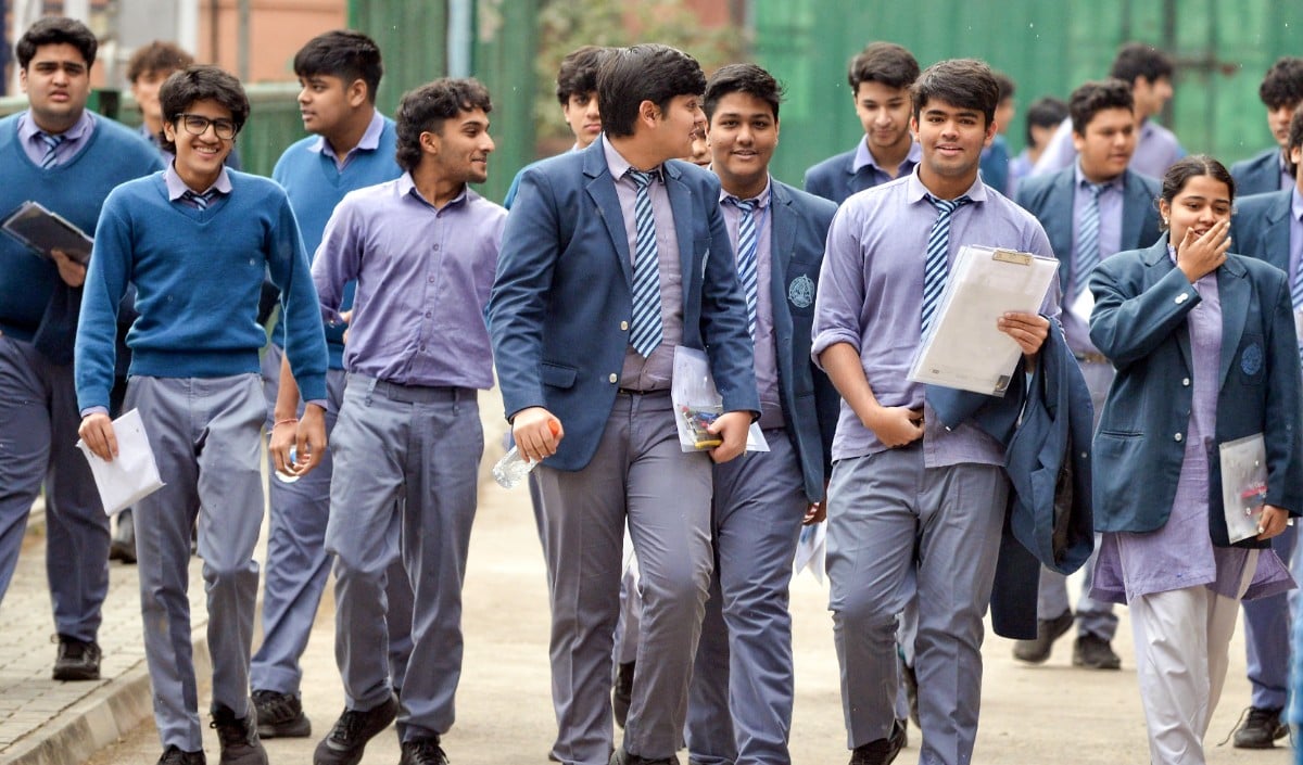 CBSE का New Circular जारी: 2026 से Class 9 के Students के लिए 3 भाषाएं होंगी अनिवार्य
