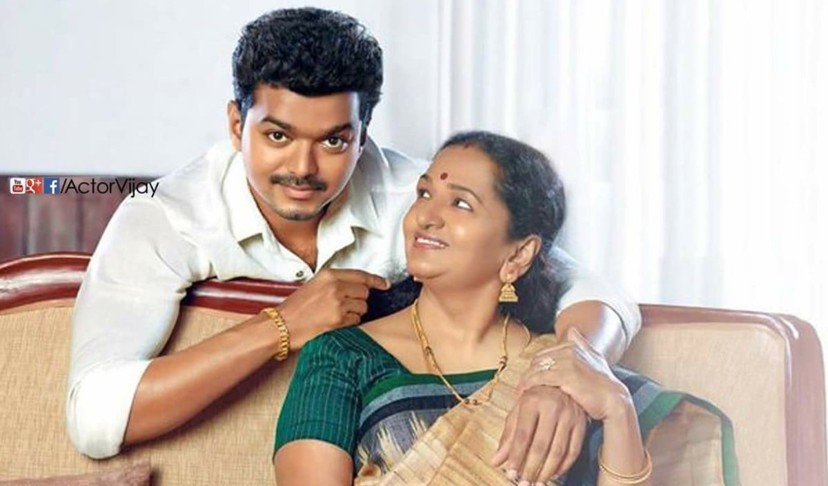 Superstar से CM बने Thalapathy Vijay, मां ने कहा- Mother’s Day पर बेटे ने दिया अनमोल तोहफा