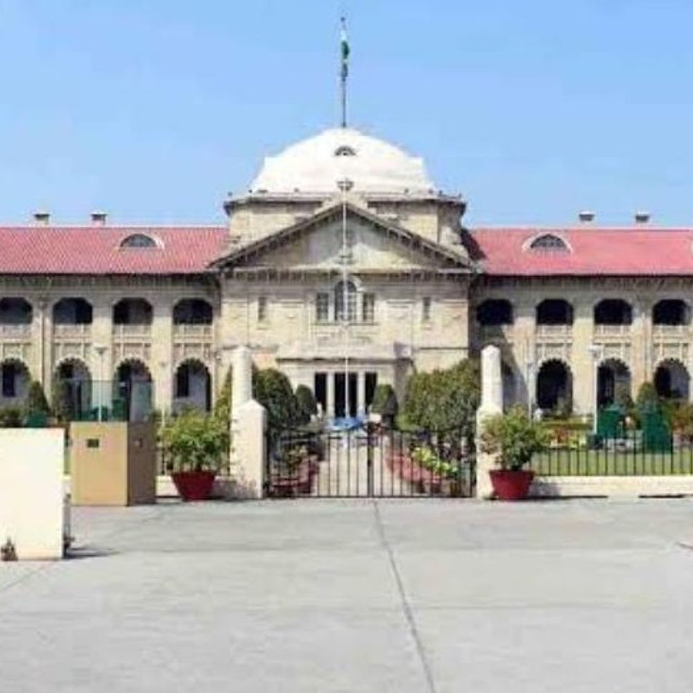 DIOS संभल पर हाईकोर्ट ने एक लाख जुर्माना लगाया:मनमाना आदेश पर हाईकोर्ट सख्त, आदेश रद्द कहा-वेतन से कए लाख जमा करें