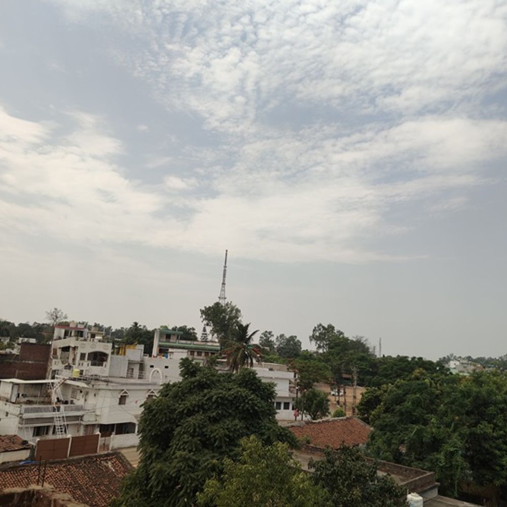 उत्तर छत्तीसगढ़ में छाए बादल, लू के थपेड़ों से राहत:आज से छंटने लगेंगे बादल, तीन दिनों बाद बढ़ेगा अधिकतम एवं न्यूनतम तापमान