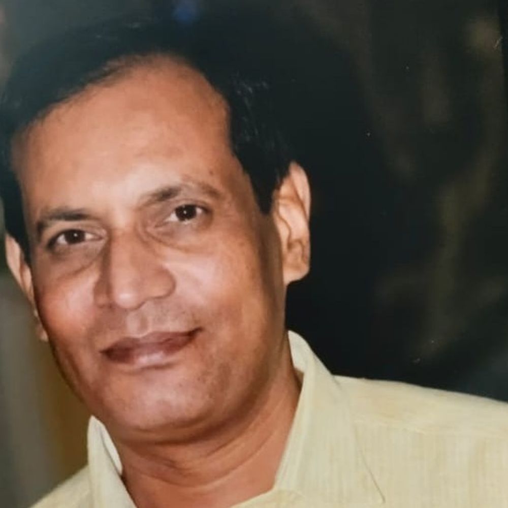 MBBS छात्रा की मौत के बाद मकान मालिक का सुसाइड:पत्नी ने कहा- पुलिस घंटों थाने में बैठाती थी, छात्रा के परिजन झूठे केस में फंसाने की धमकी देते