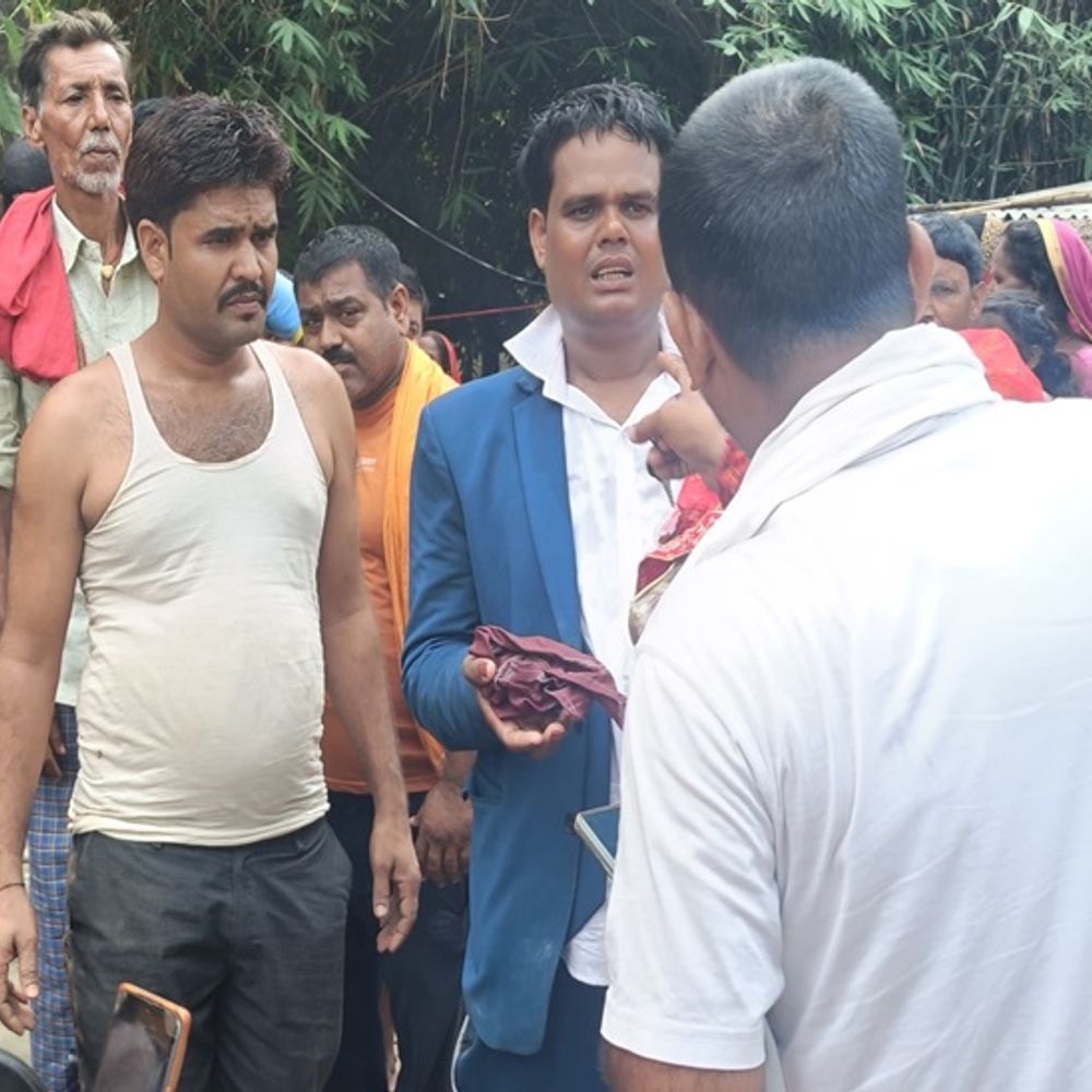 19 की दुल्हन…40 का दूल्हा, बाराती को बनाया बंधक:मुजफ्फरपुर में राजस्थान से आई बारात, दूल्हा बदला; अगुआ पर 50 हजार का लगाया जुर्माना