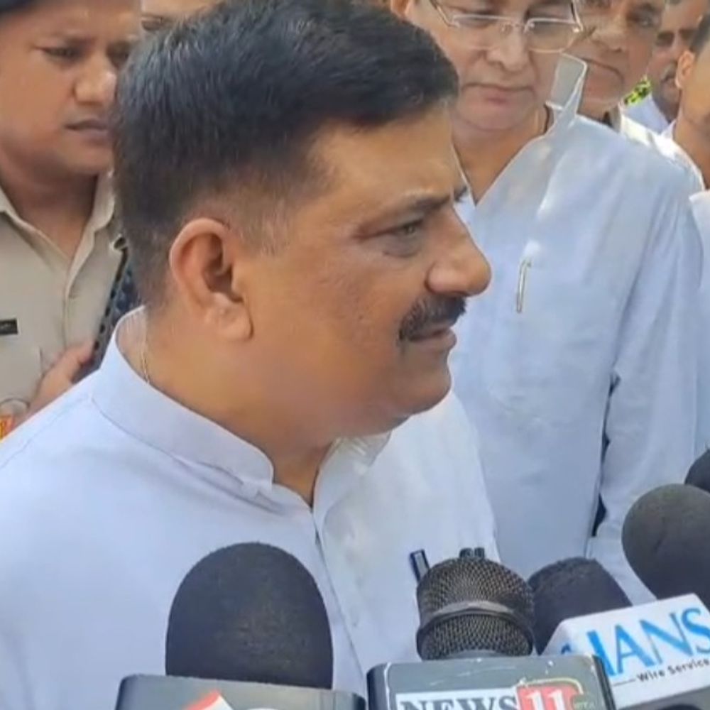 ‘नीतीश कुमार ने ही विपक्ष को एकजुट किया था’:संजय झा बोले, ममता बनर्जी ने उन्हें गठबंधन का संयोजक बनन से रोका था
