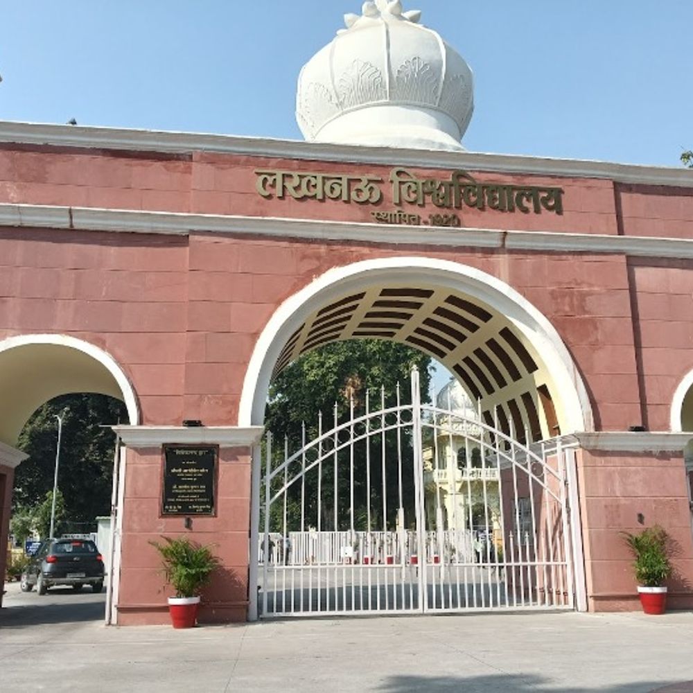 लखनऊ विश्वविद्यालय में 169 शिक्षकों के प्रमोशन:प्रदेश में पहली बार बने 56 सीनियर प्रोफेसर, कार्यपरिषद ने दी मंजूरी