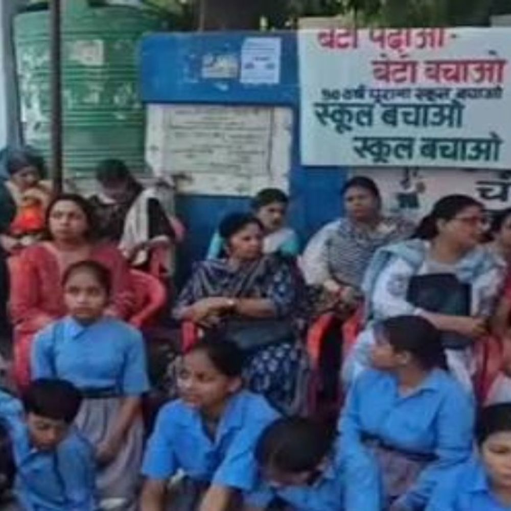 लखनऊ- विद्या मंदिर स्कूल विवाद में सोमवार को अहम सुनवाई:प्रशासन के सामने पक्ष रखेगा स्कूल प्रबंधन, 243 छात्राओं का भविष्य दांव पर
