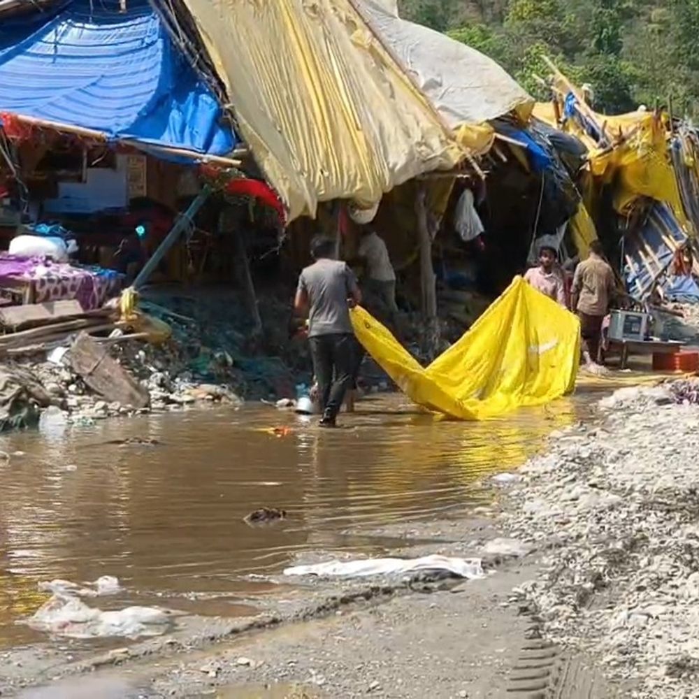 मां शाकंभरी में बाढ़ प्रकरण में चौकी इंचार्ज सस्पेंड:सहारनपुर में सीएम दौरे से पहले हुई कार्रवाई, दो महिलाओं की हो गई थी मौत, अफसरों की भूमिका पर उठे सवाल
