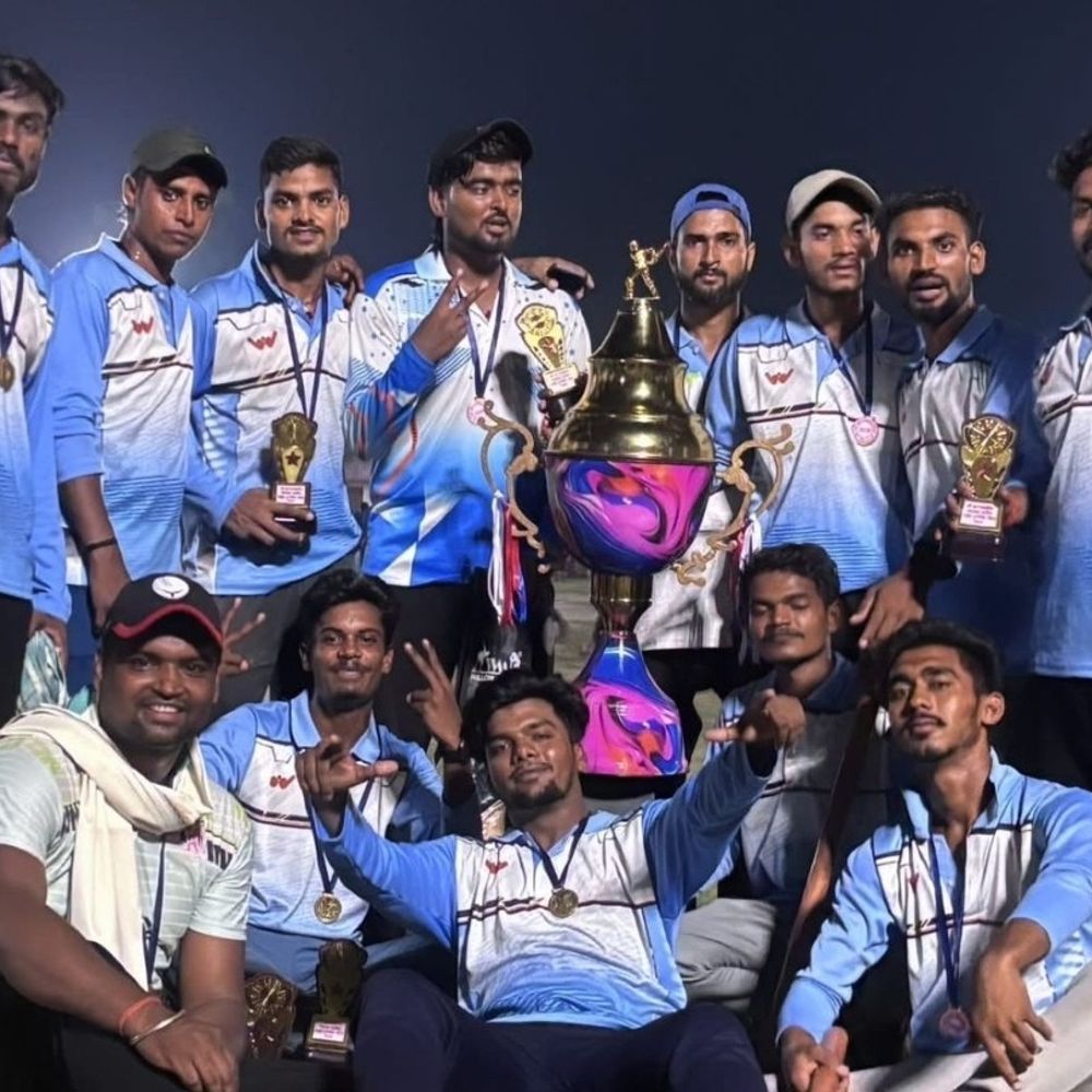 बेगूसराय में नाइट क्रिकेट टूर्नामेंट का आयोजन:धबौली ने नौलागढ़ को 8 विकेट से हराकर जीता खिताब, दिलशाद आलम बने मैन ऑफ द मैच