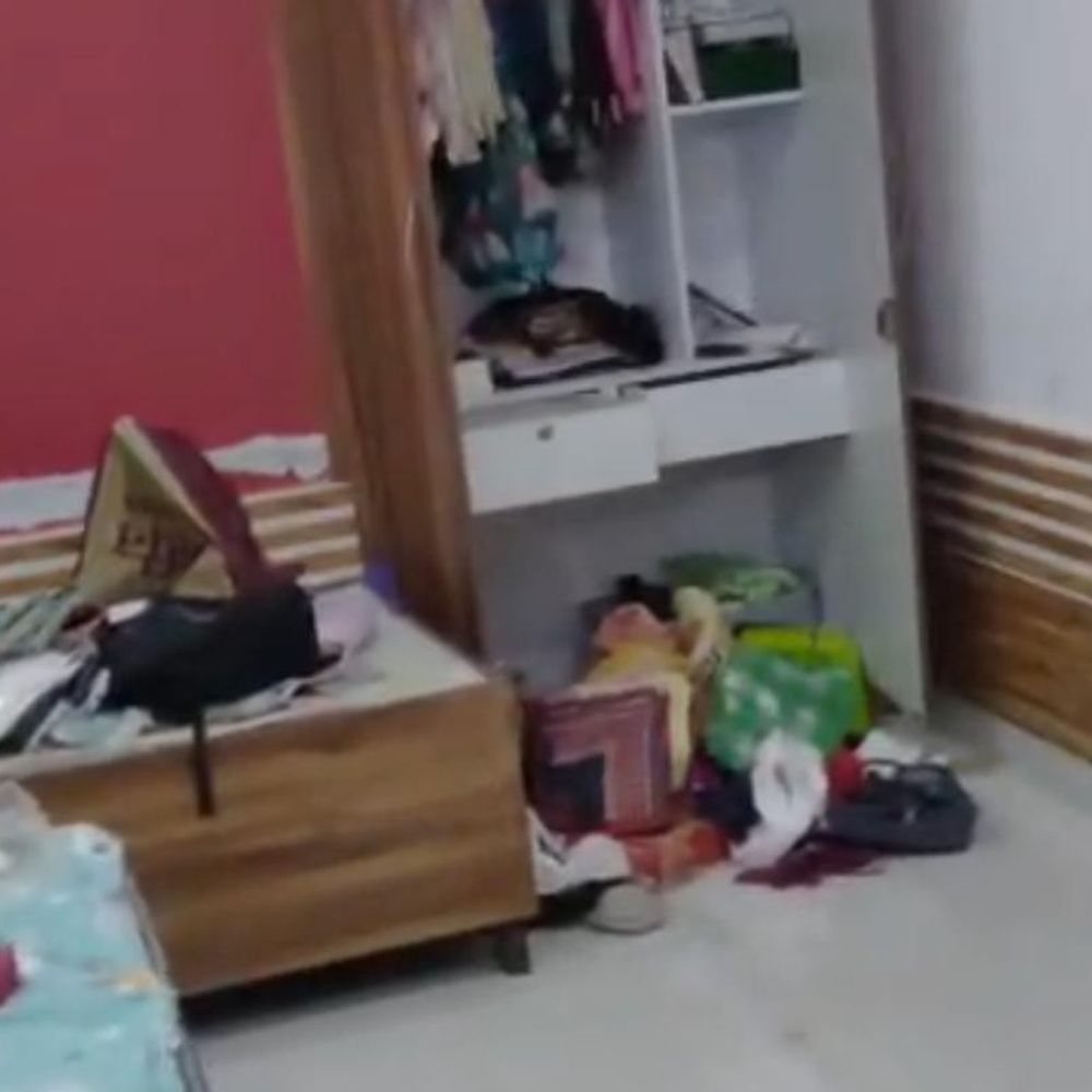 नूंह में 11 तोले सोना और 20 तोले चांदी चोरी:बंद मकान का ताला तोड़कर घुसे चोर; बिखरा मिला सामान