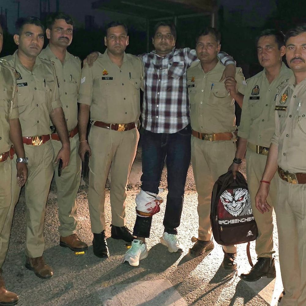 हापुड़ में 16.92 लाख की लूट का खुलासा:व्यापारी का ड्राइवर निकला मास्टरमाइंड, मुठभेड़ में एक बदमाश घायल