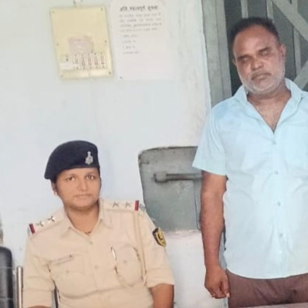 शेखपुरा में रंगदारी-हमले का फरार आरोपी अरेस्ट:7 साल से था फरार, कोर्ट ने जारी किया था कुर्की का वारंट