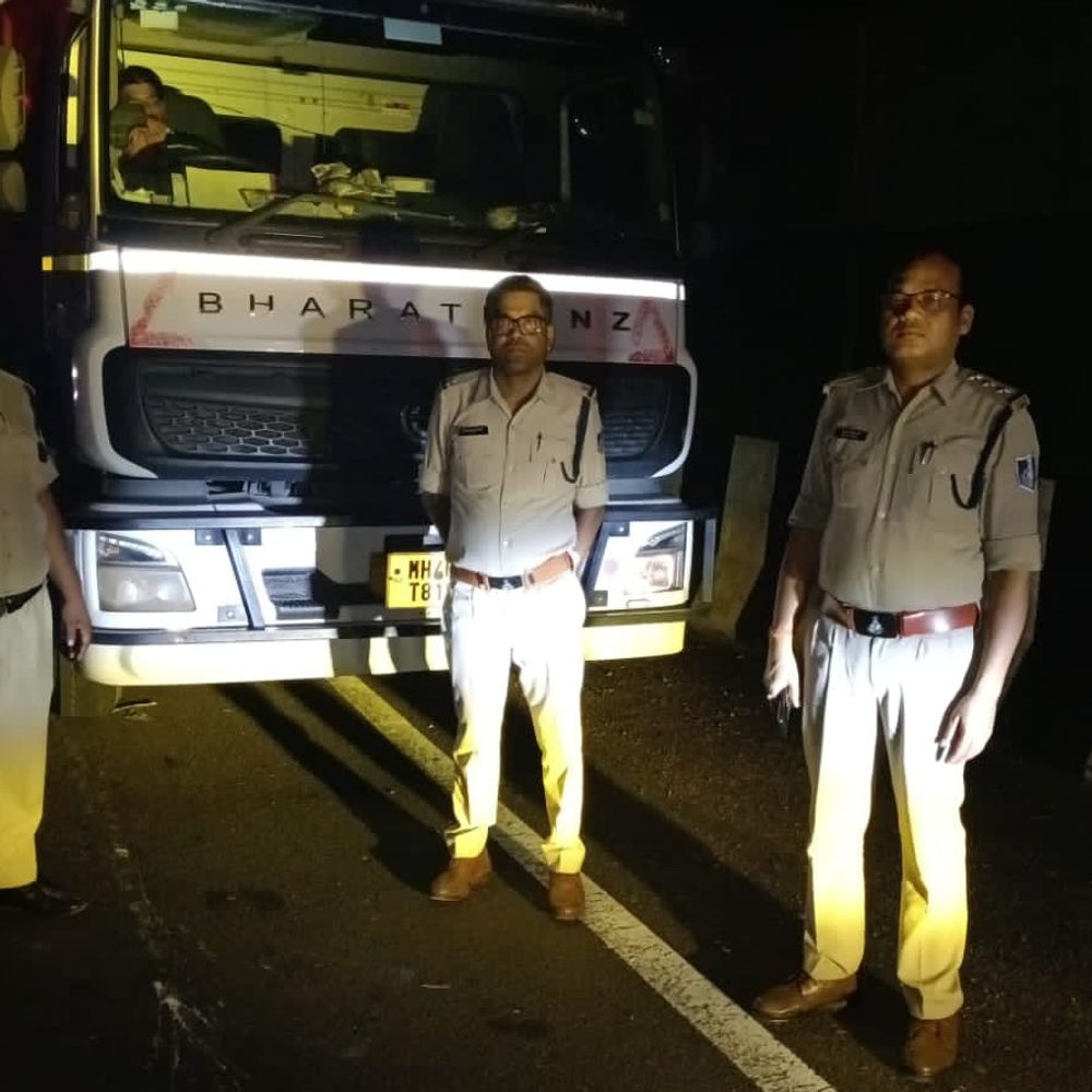 सिवनी पुलिस ने नाइट कॉम्बिंग में 77 वारंटी पकड़े:138 पुलिसकर्मी तैनात; होटल-लॉज और वाहनों की जांच, बदमाशों को चेतावनी