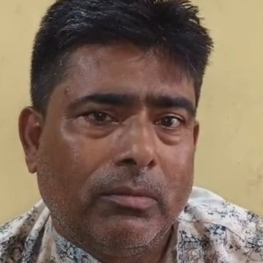 किशनगंज में बाइक डिग्गी से 35-40 भर सोना लूटा:करीब 60 लाख के जेवर लूटे, अज्ञात बदमाशों पर केस दर्ज