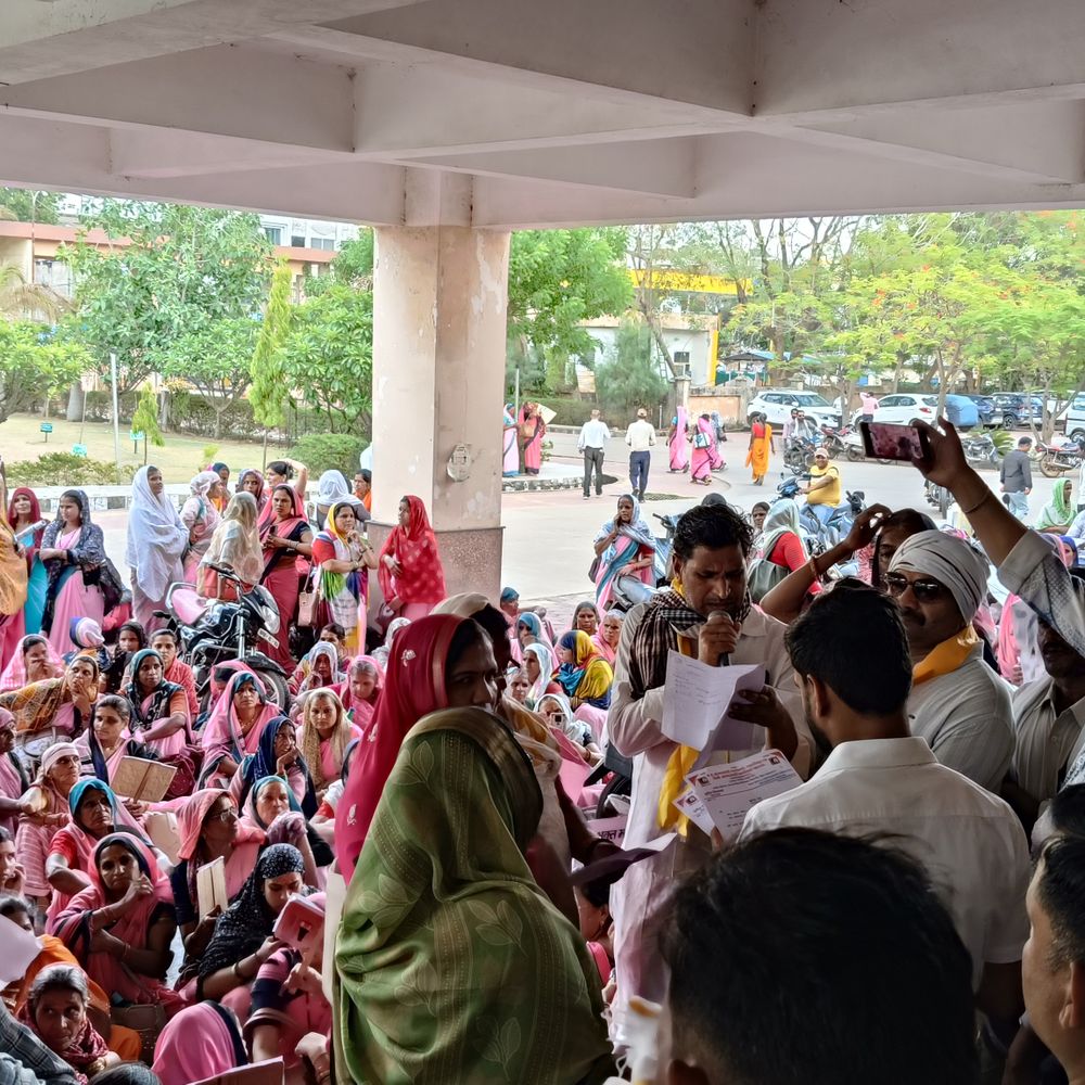 “राज्य कर्मचारी का दर्जा और 5 हजार रुपये मासिक पेंशन”:आंगनबाड़ी कार्यकर्ताओं ने रखी 13 सूत्रीय मांग, आंदोलन की दी चेतावनी